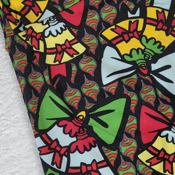 NWOT LuLaRoe Holiday Christmas Bells and Bows Leggings size TC2 - Picture 2 of 5